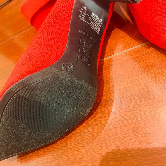 Red Ankle Boots With High Heels - 6.5 Size - Picture 3 of 4